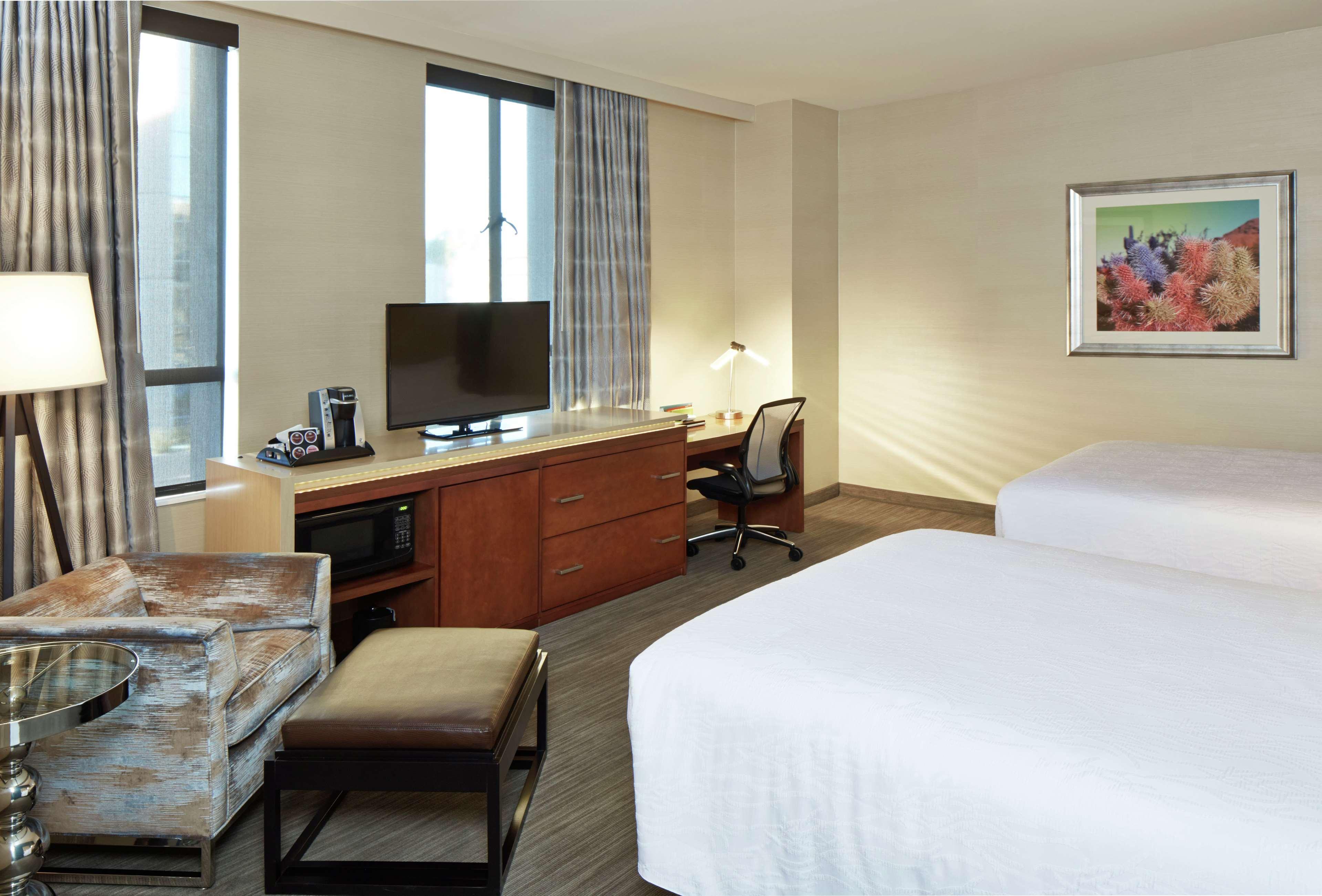 Hilton Garden Inn Phoenix Downtown Extérieur photo