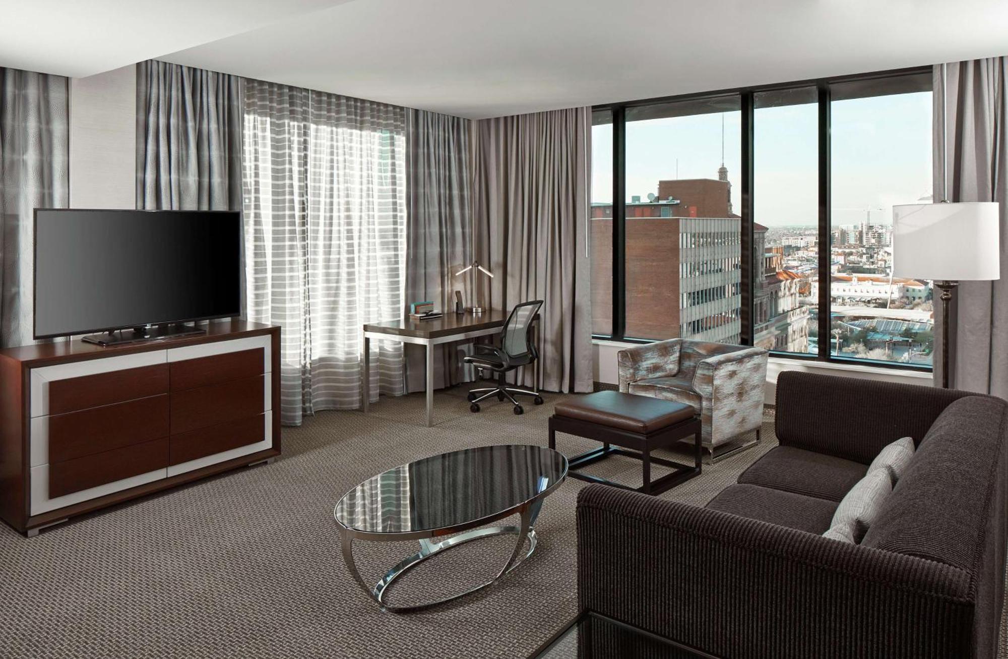 Hilton Garden Inn Phoenix Downtown Extérieur photo